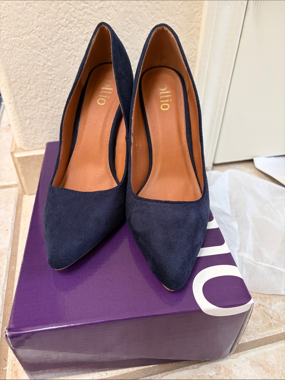 Ollio Navy Suede Pointed Toe Heels